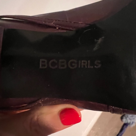 FANTASTIC BCBGIRLS METALLIC PURPLE HEELS- SIZE 7 - Picture 7 of 9